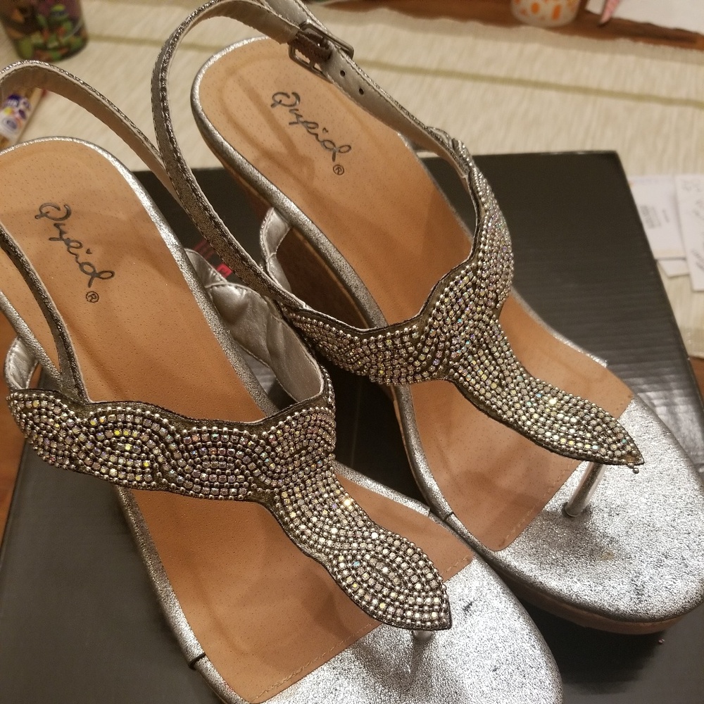 Women's wedge sandals